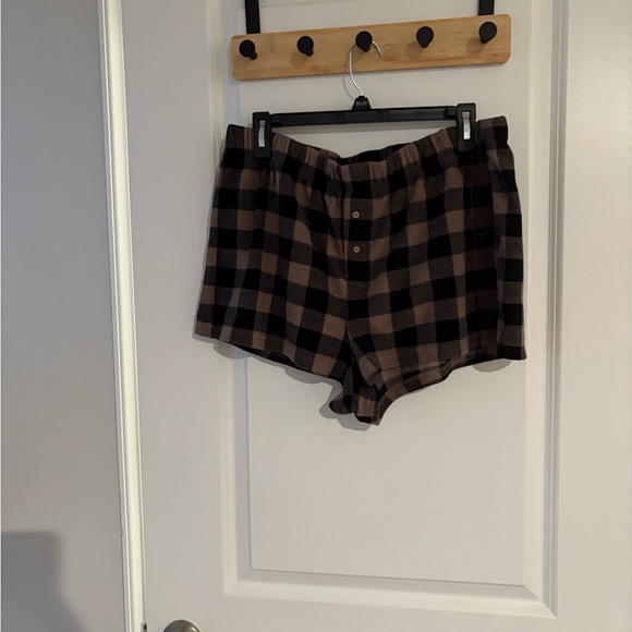 Pink Victoria's Secret Plaid Fleece Pajama Set - Picture 4 of 6